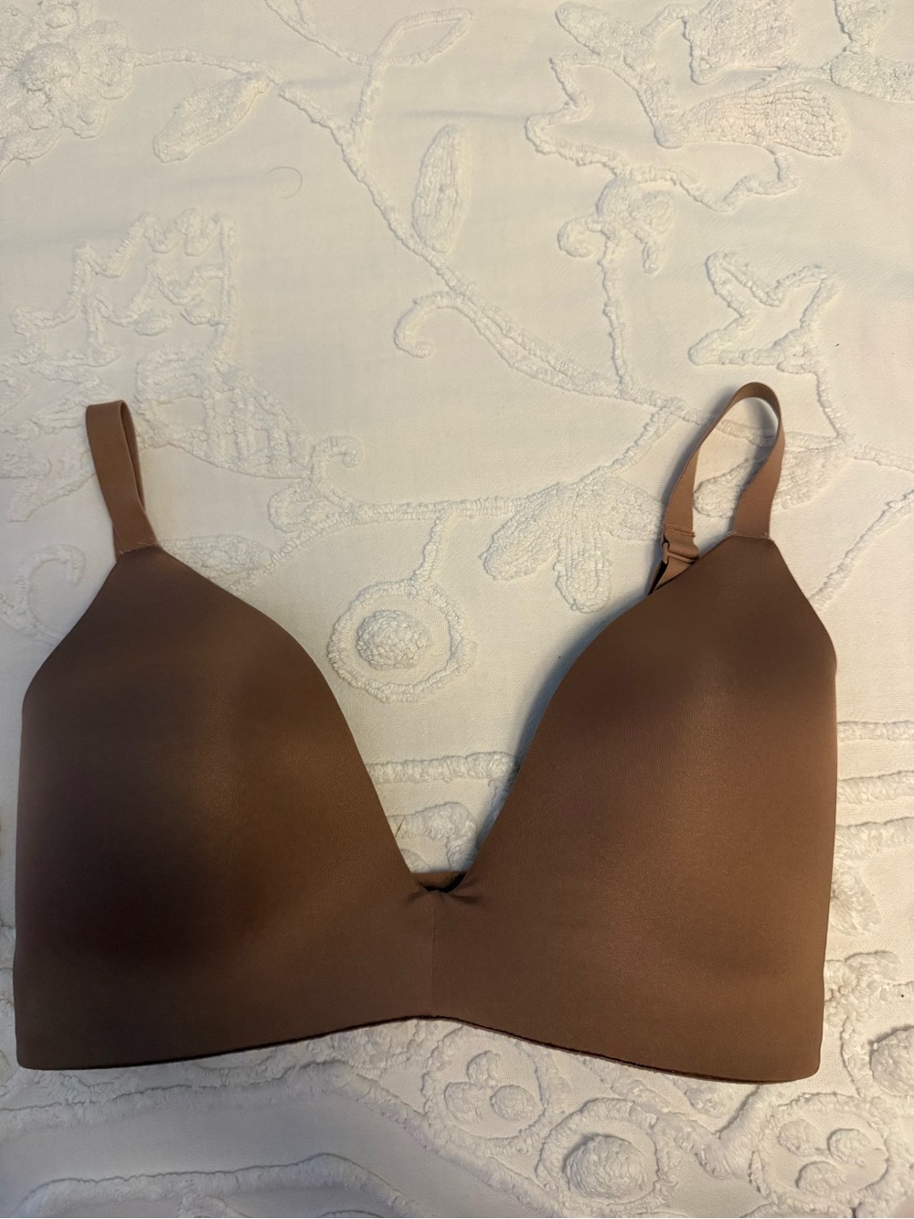 SKIMS Seamless Wireless Molding Bra in Brown 32DDD
